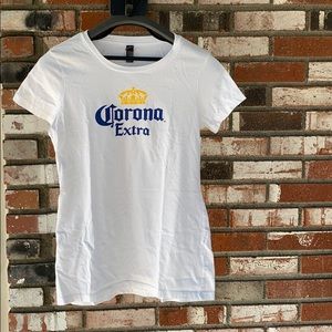 🆕White Women’s Corona Extra Shirt Size Small 100% COTTON🍺🍻🤍👑👕👚